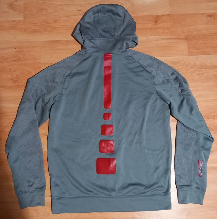 Суичър Nike Therma-Fit размер М