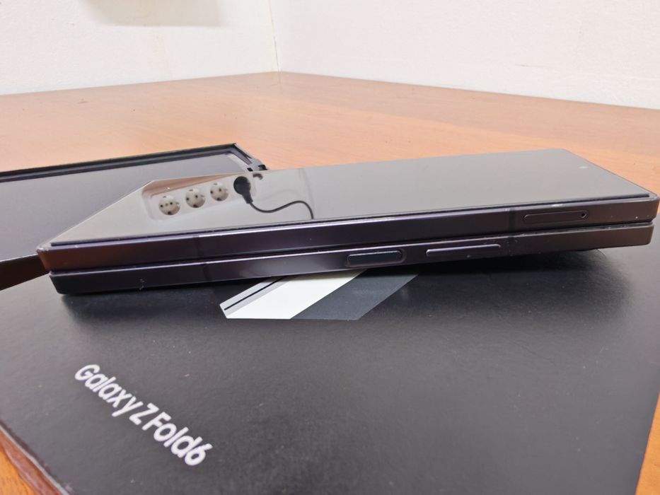 Samsung Z-Fold 6 12/256Gb