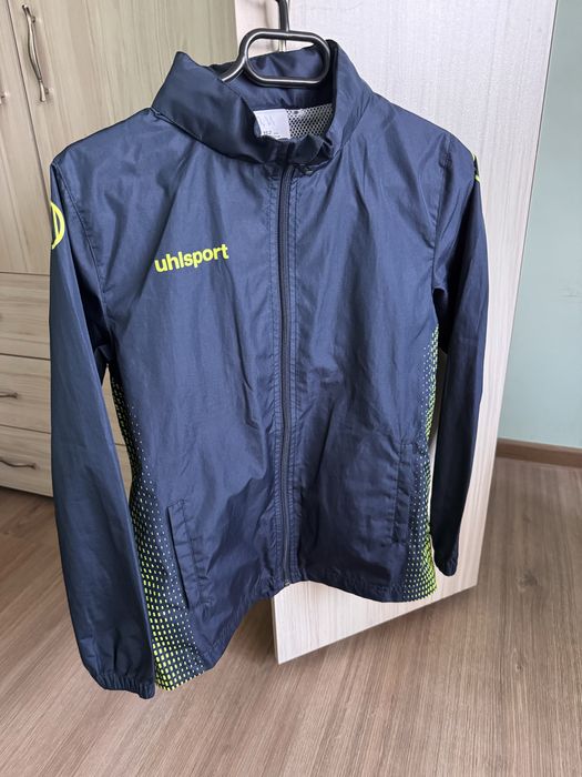 Детски футболни ветровки