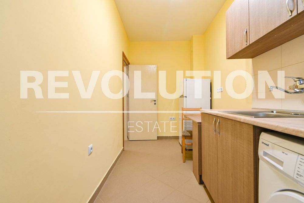 Дава се под наем Тристаен апартамент в София, Зона Б-19 - 76 кв.м за 650 € - Снимка #4