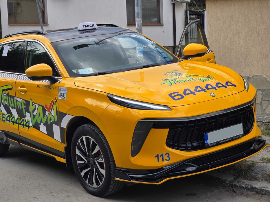 Dongfeng T5 EVO Heatwave, 2024 г. , 1. 5 Turbo бензин, 197 к. с. (145 kW), 300 Nm, 60 000 км.