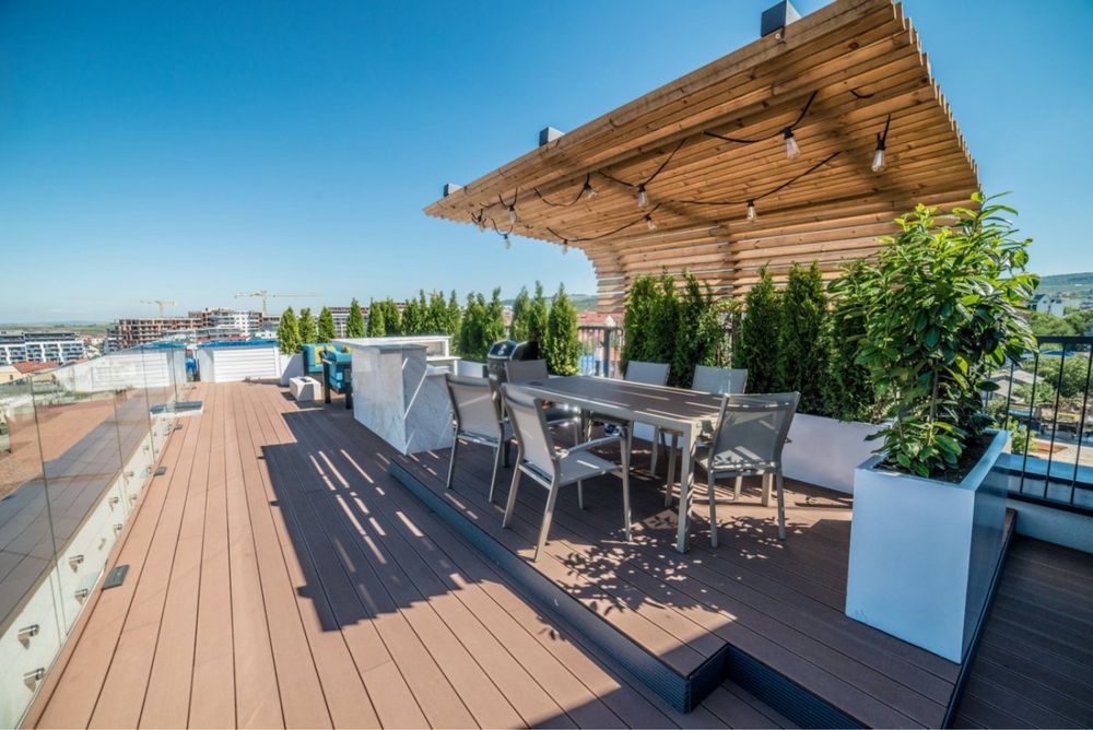 Jardiniere si ghivece premium din fibra de sticla-productie la comanda