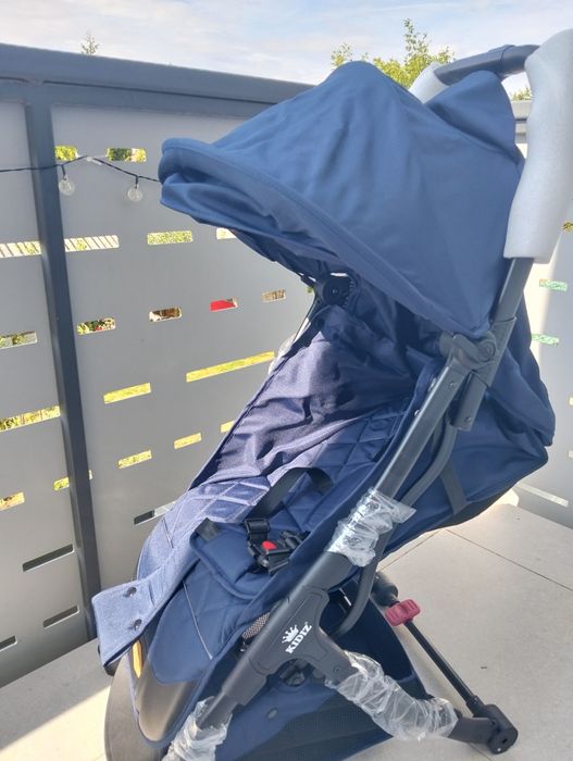 Cărucior pentru copii pliabil