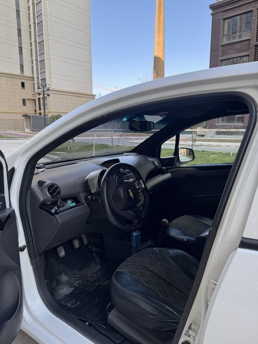 Spark 2015 2 pozitsa
Udar yoo kraskalari bor
Balonlari zor
Benzinasos