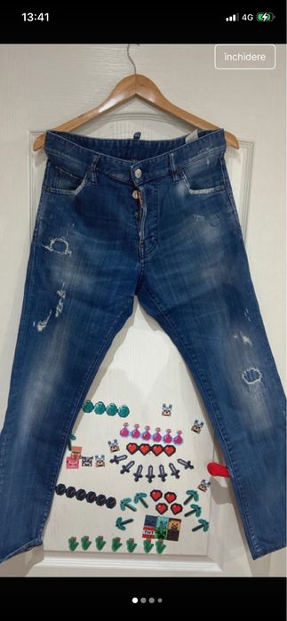 Blugi , Dsguared, stare foarte buna, mariema 48