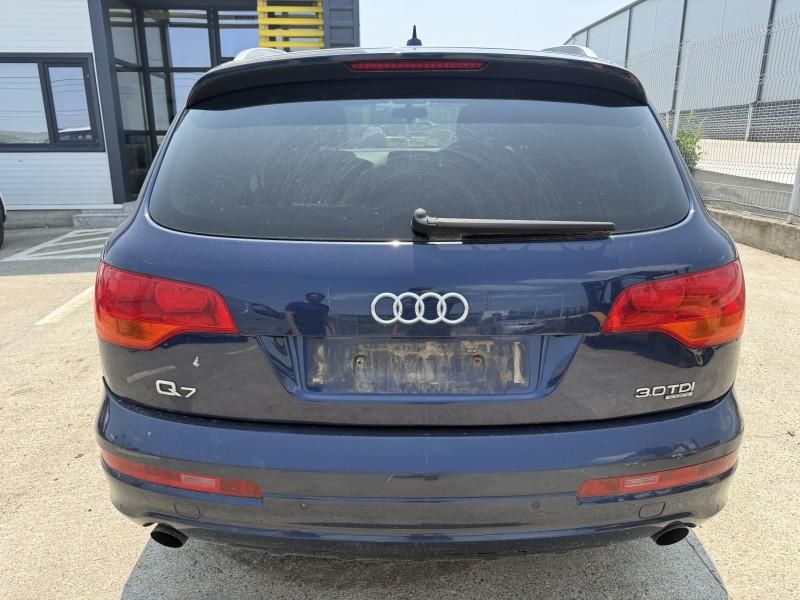 Haion cu luneta Audi Q7 4L SUV culoare albastra - lz5e