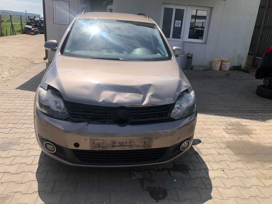 Dezmembrari piese VW Golf 6 Plus 1.6 TDI CAY Automat