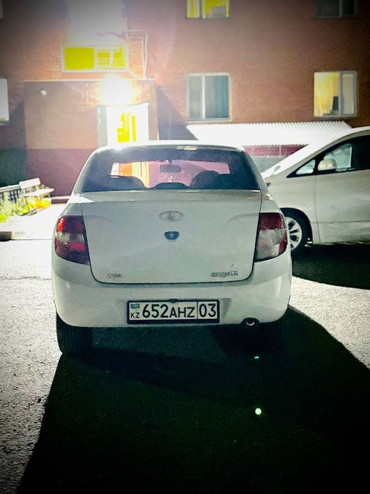 Чисто  салон почти новый