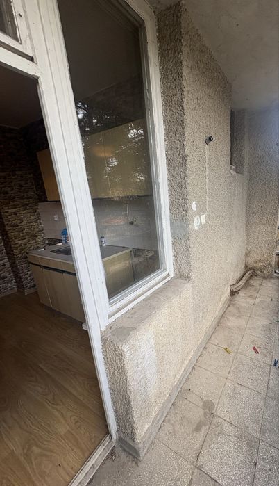 Тристаен Тухлен Апартамент , 2ри етаж , гр. Търговище Център