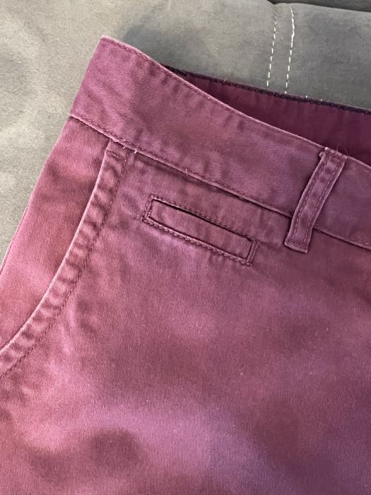 Pantaloni Scurți Bărbați Chino Primark – Vișiniu / Bordeaux (Etichetă W34, Recomandați M)