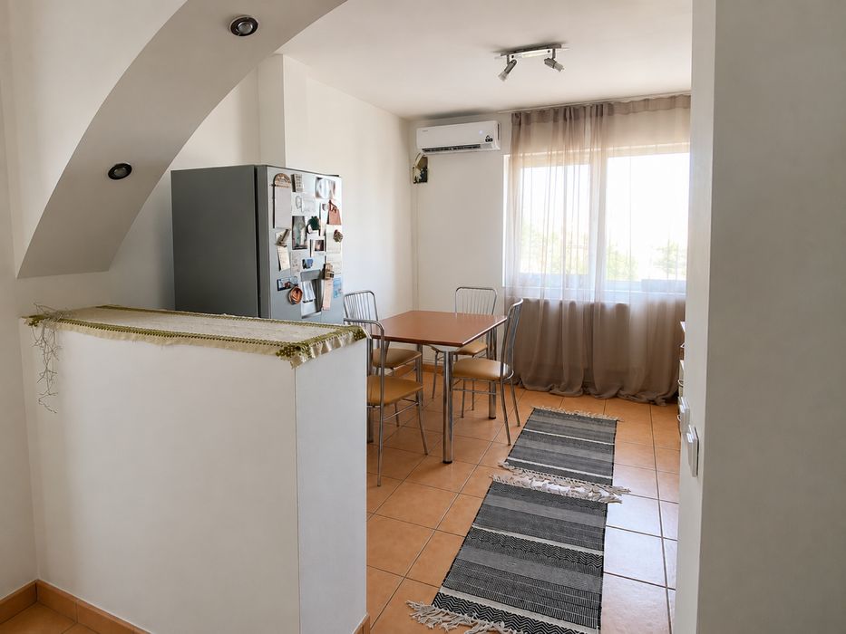 Caut colega de apartament - zona Institut