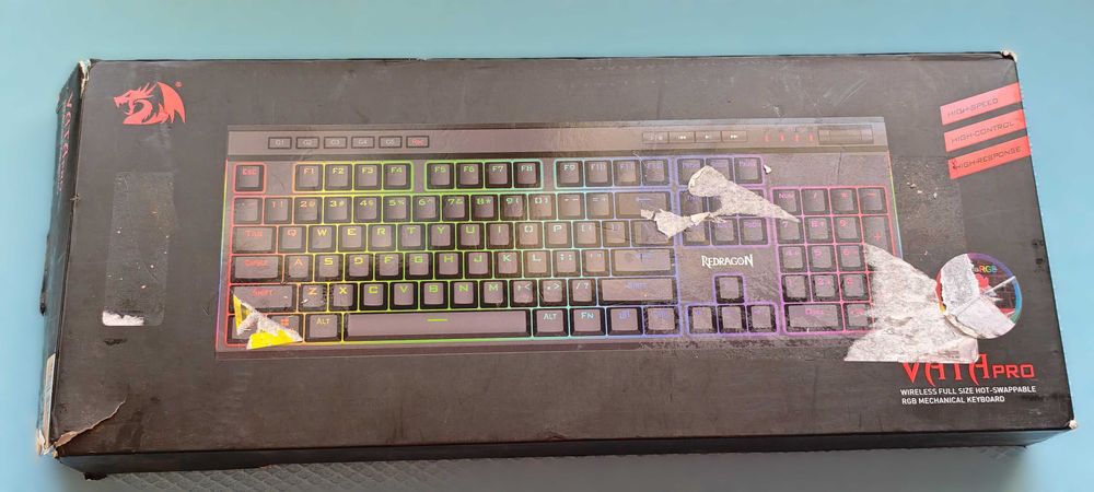 Гейминг механична клавиатура Redragon VATA Pro K580.