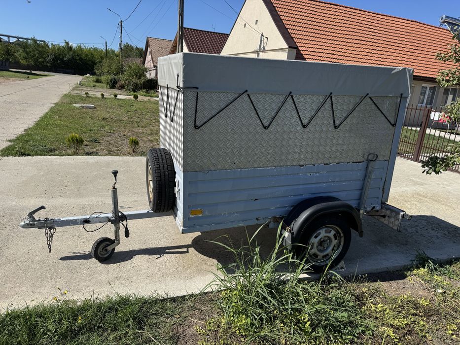 Vand remorca de 750kg