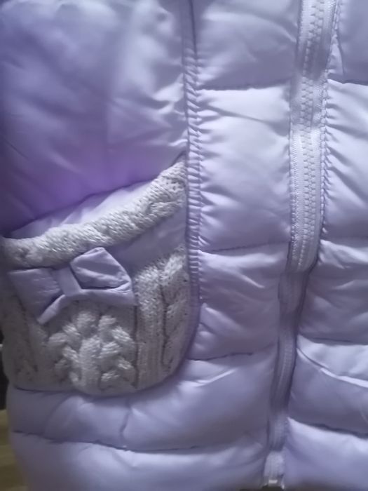 Продам куртку для девочки