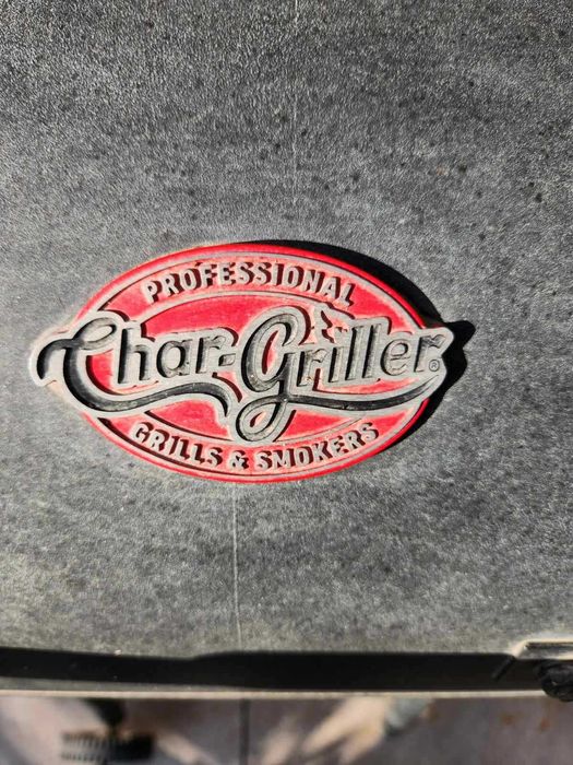 Барбекю на дървени въглища  Char-Griller Patio Pro