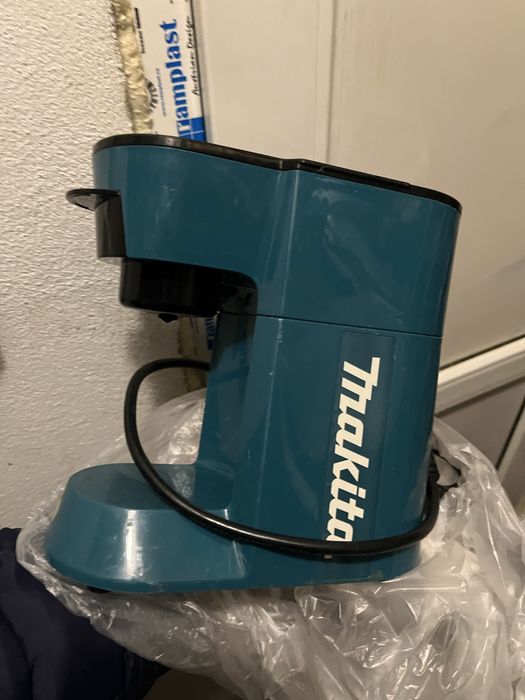 Makita DCM500 aparat de cafea cu filtru