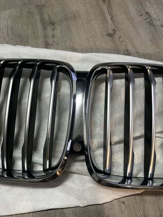 Оригинална решетка / бъбреци BMW X5 G05