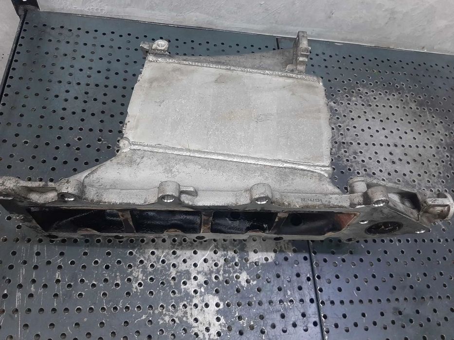 radiator intercooler  2.0 tdi cun vw golf 7 passat b8 audi a3 8v seat leon 5f skoda octavia 3  04l129766r