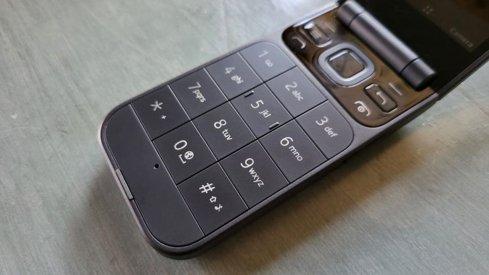 [Новый] Yangi Nokia Flip 2720