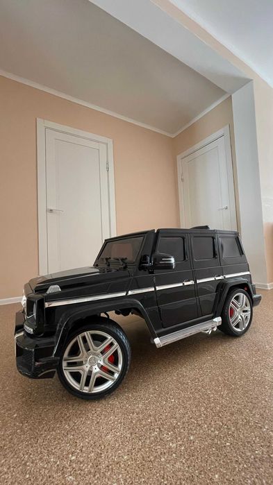 Игрушечный автомобиль Гелендваген