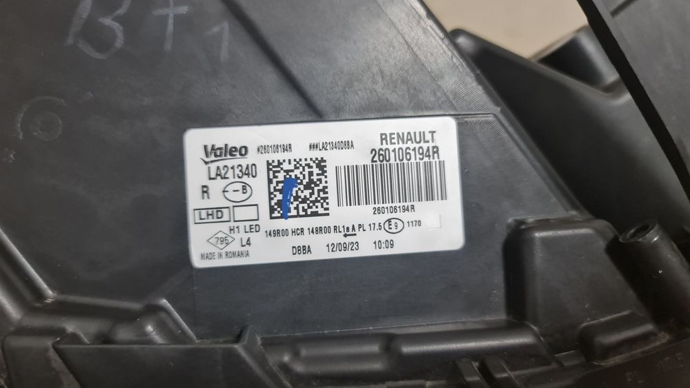 Far led Dacia Duster 2 facelift 260106194r alb