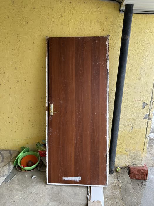 Есик 2 м ден 4 есик бар