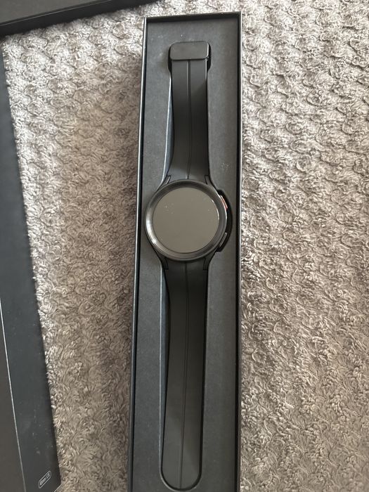 Samsung galaxy watch5 Pro