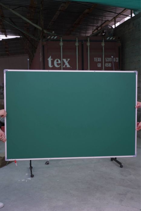 Белая доска маркерная двухсторонняя новая