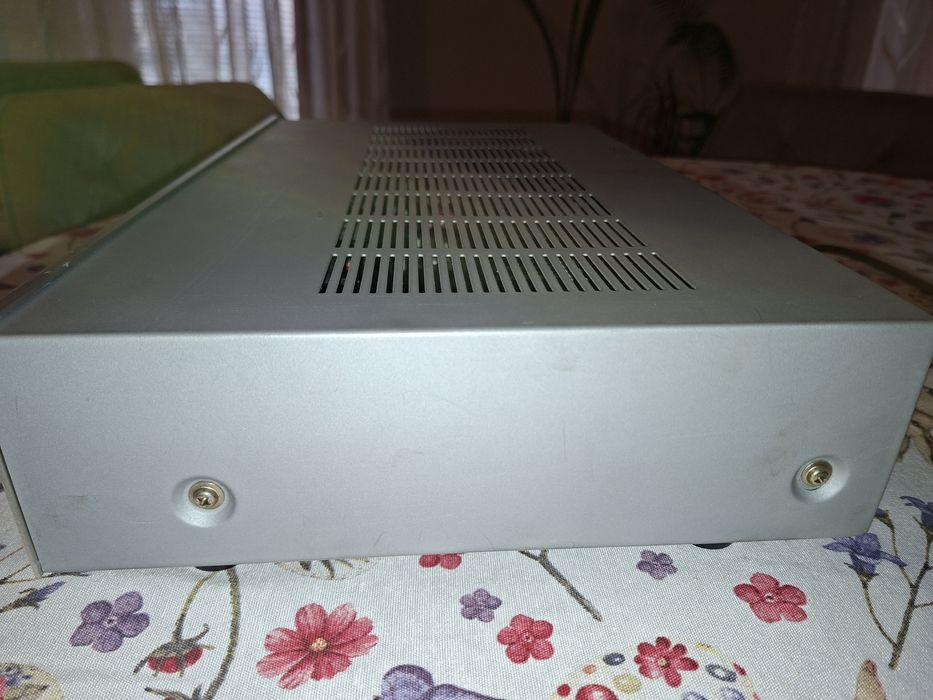 Yamaha A-400 усилвател