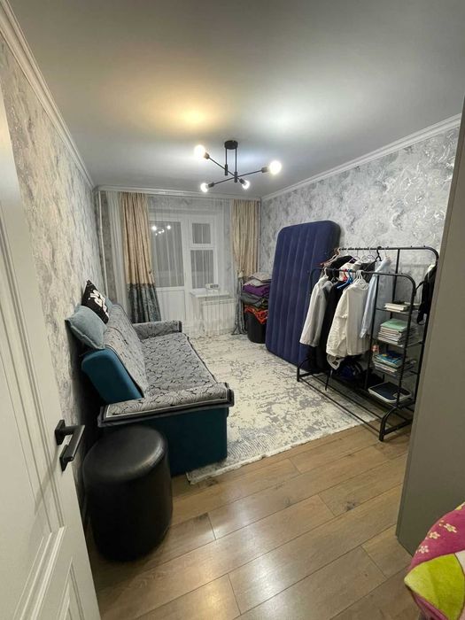 Продам 2 комнатную 8 микрорайон