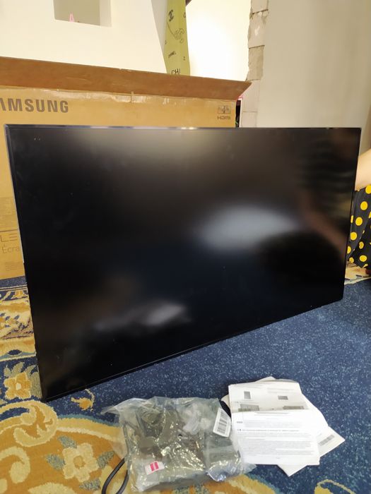 Профессиональный дисплей Самсунг