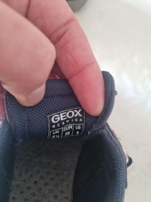 Adidasi baieti marimea 25-26