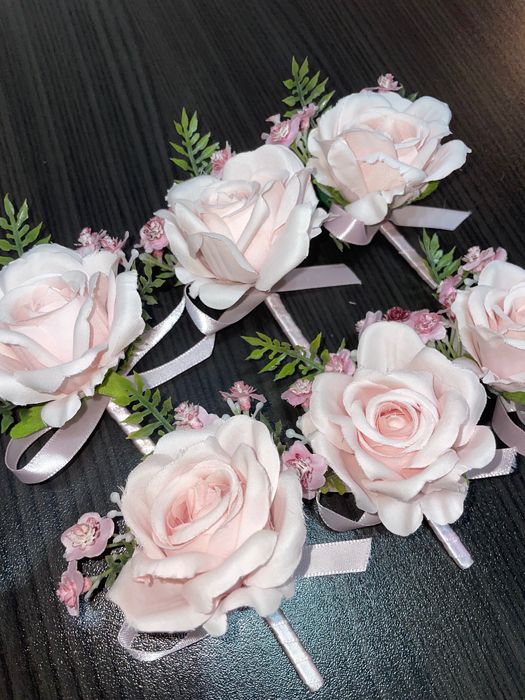 Сватбени бутониери