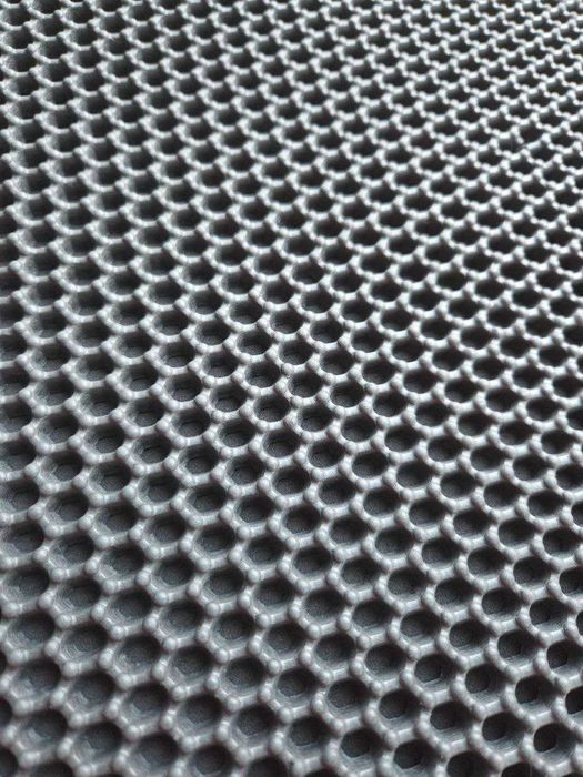 Постелка за котешка тоалетна