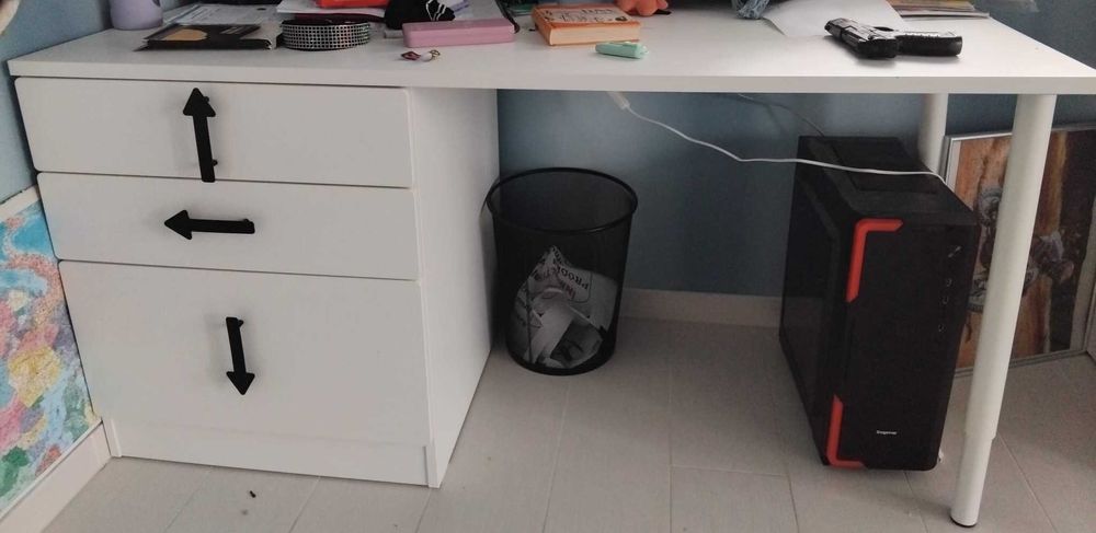 Pat supraetajat cu masa de birou,cumparat de 1 an