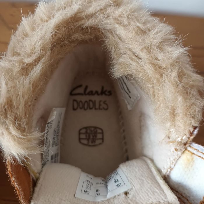 Бебешки обувки  CLARKS - 18 номер