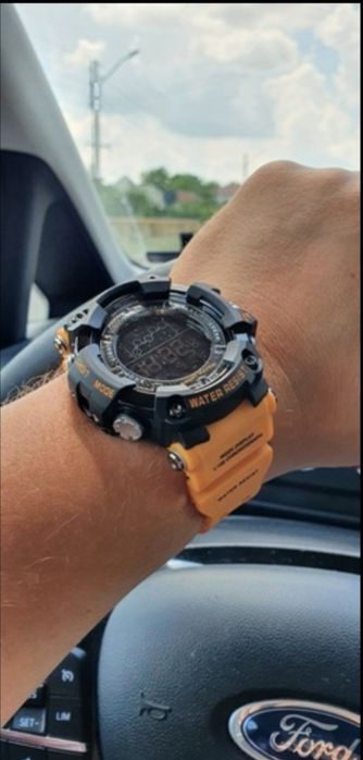 Vând ceas smael sport