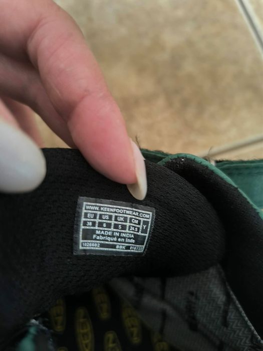 Детски обувки KEEN - EU 38