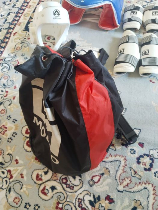 Тайквандо форма. Дзюдо.