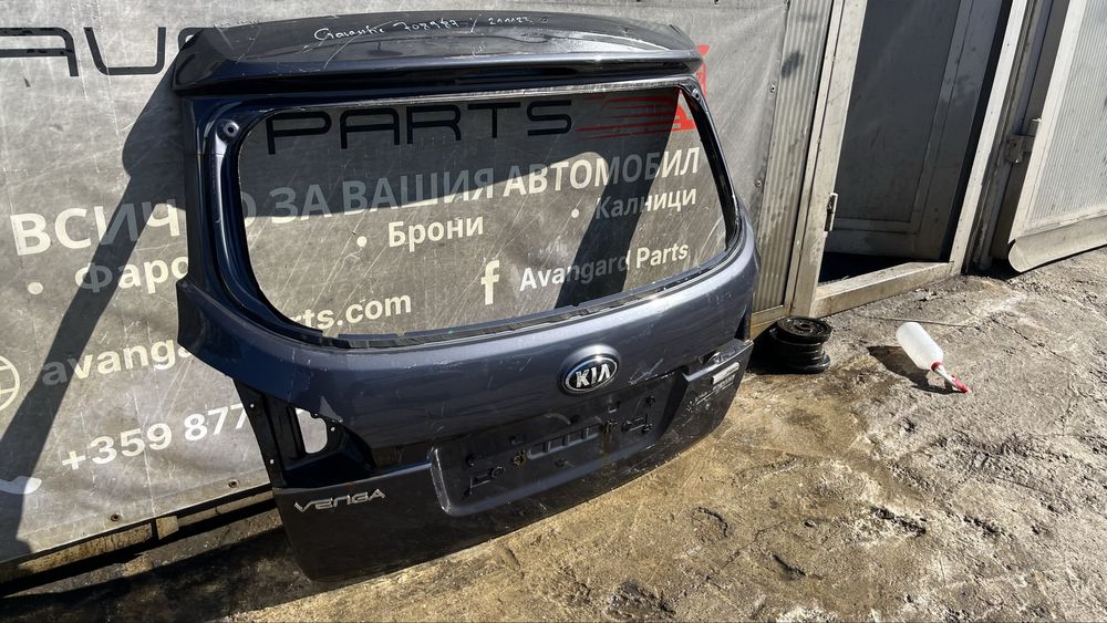 Багажна врата Kia Venga 2009-2019