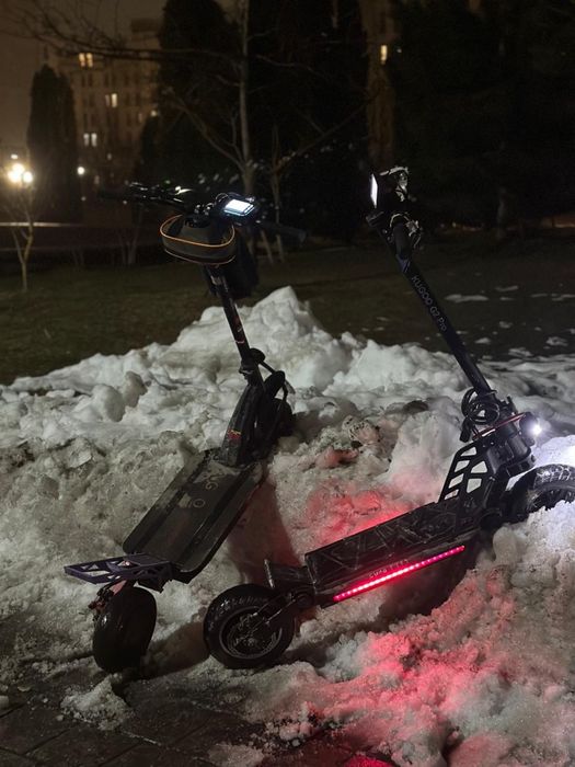 Продам электро самакат куго