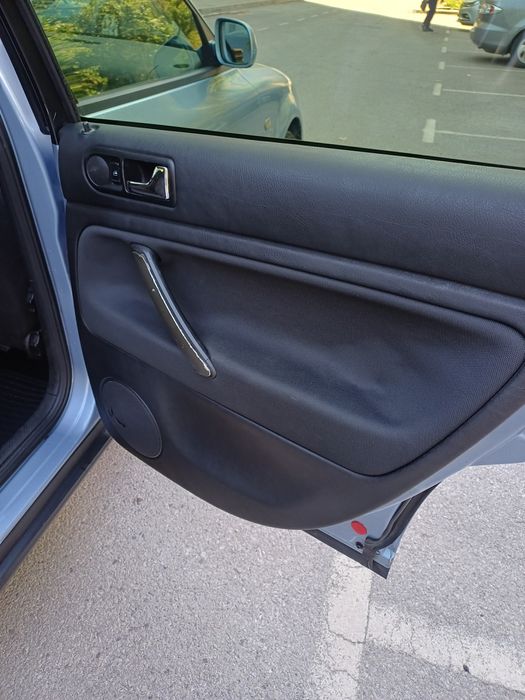 Vw passat В5  комби 1.9: 110 к.с.