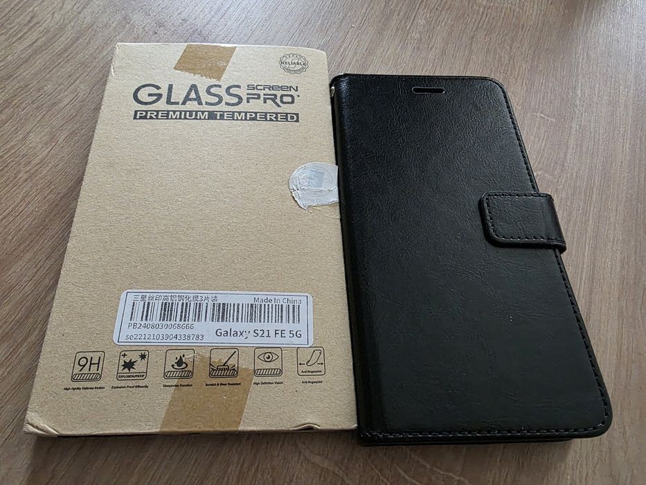 Husa si folii Samsung Galaxy S21 FE