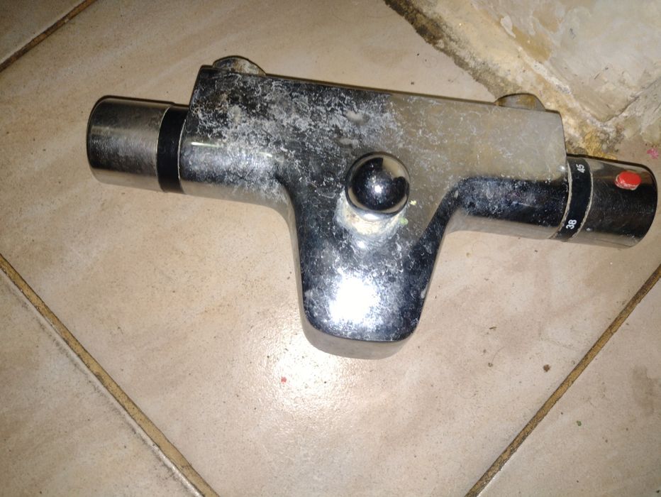 Baterie cu termostat de baie