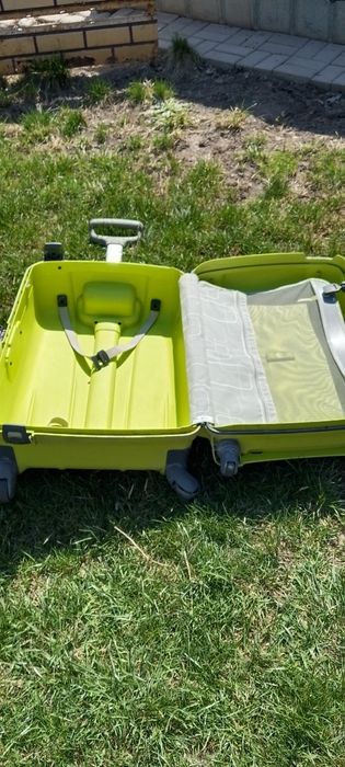 Чемодан продам бу