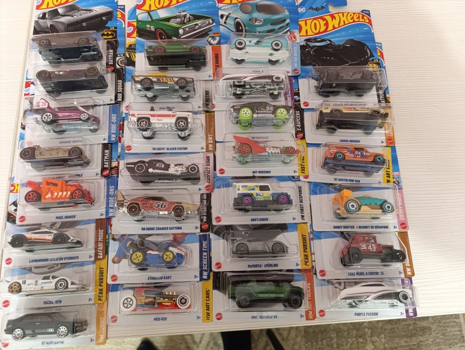 Продажа машины hot wheels оригинальные