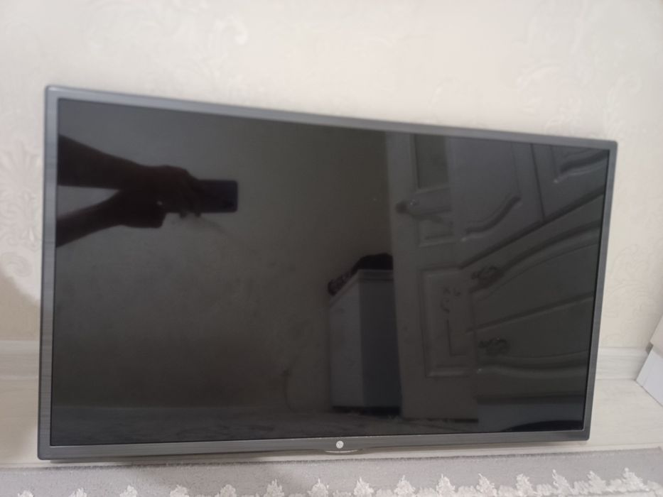 Телевизор Lg за 10к