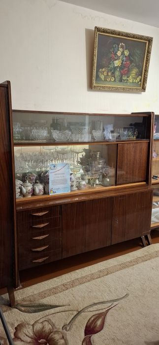 Срочно Продам полный гарнитур