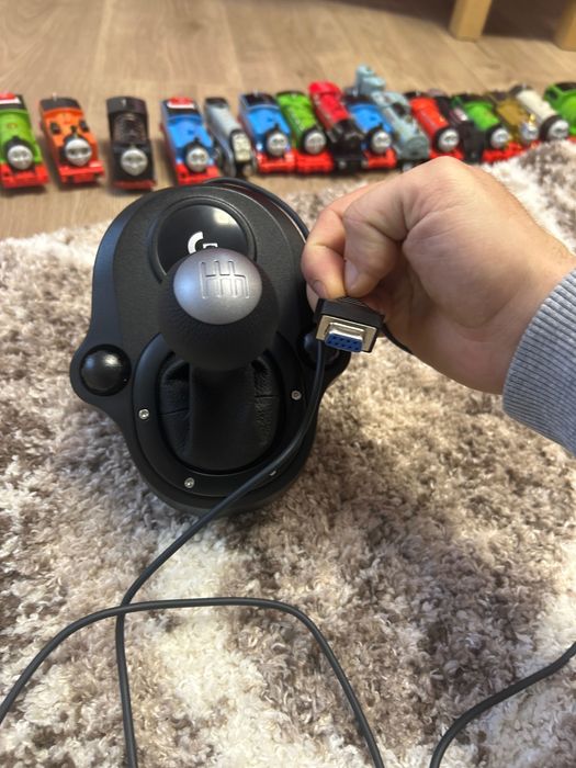 Schimbator de viteze Logitech Driving Force pentru G29 si G920