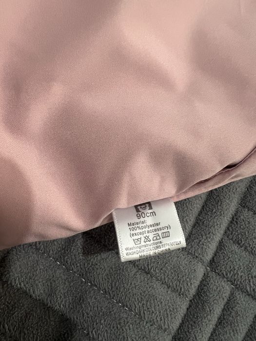 Продам зимний комбенезон на девочку